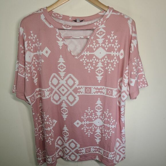 White Birch Navajo/Aztec print Soft short sleeve blouse - Picture 1 of 5